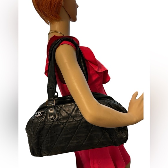 CHANEL CC CHARM LAMBSKIN BOWLER BAG - Picture 4 of 13